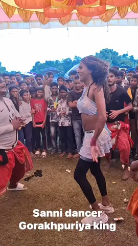 💃 Sanni Dancer – Gorakhpuriya King🔥 Enjoy the energy in every step!🎵 Latest vibes on trending #BhojpuriSongStatus🎬 Dance with passion, share with love!👇 Support with ❤️💬 Comment your thoughts🔁 Share if you vibe with it✨ #DanceReels #ReelsIndia #BhojpuriDance #GorakhpurTalent 