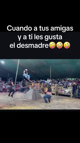 Quien tiene una amiga de este calibre? Mencionla a qui 😂😂😂😂😂🤣🤣🤣🤣🤣😂😂😂😂🤣🤣🤣🤣🤣😂😂😂😂