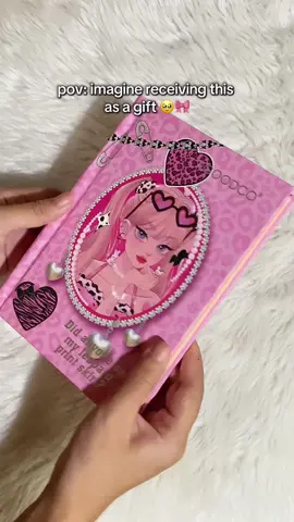 gift ideas for her 💕 makeup book palette with complete set of makeup 😍🫶🏻 #makeupbook #makeupbookpalette #affordablemakeup 