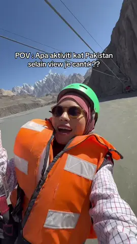 Haaaaaa seronok kann? Zipline pon ade tauuuu 🥰 #pakistan🇵🇰 #zipline #travel #traveltiktok #fyppppppppppppppppppppppp 