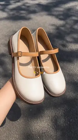 #docmart #sandalkekinian #sepatuwanita 