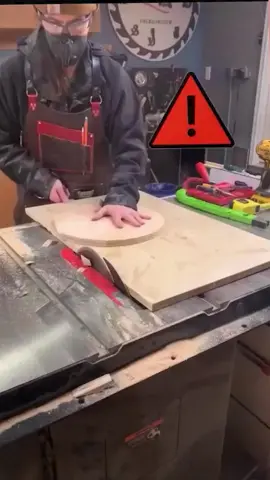 Table saw!!Get your favorite machine on the FSBOLING official ！#DIY#creativemulti#machining#custon#interiorrdesign#life#renovation#fsboling#fsbolingmachine#yeechop#herramientas#инструменты#деревообработка#carpintería#wood #woodworking #craft #diy #carpenter 