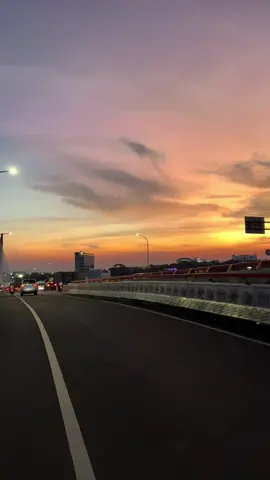 gabisa, ini terlalu romantis, bandung. 🥹🧡
