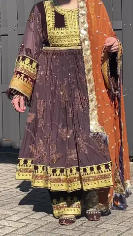 Sparkle with culture. 🥰✨ #afghanistan #afghani #afghandress #dupatta #afghan 
