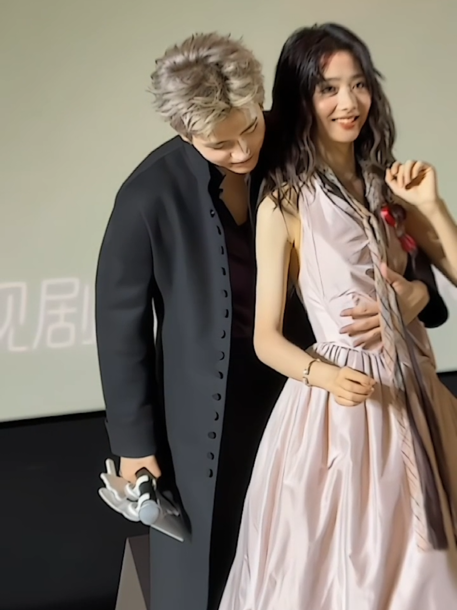 lutcuuuuu banget 😩🤏 #whendestinybringsthedemon #wangyinglu #chenfeiyu #arthurchen 