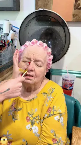 Funny moments with honey wax hair removal #funny #prank #core #magic #usa #tiktok #youtube #funnyvideos #challenge #fail #fall #olebrandselect #fentysuperbrandday #car #yourube #cute #