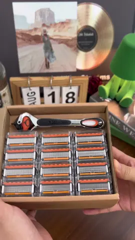 Savvy Bites - priced to impress! #cuchillas #promocoines #mangobajito #afeitar #razor     