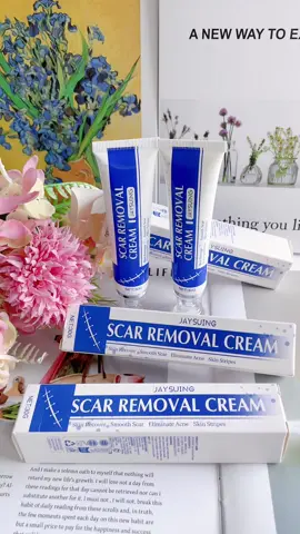 #scar #scarremover #scarcare #acen #burnscars #fadesdarkspots #skincare #beforeandafter #tiktokmademebuyit #healthhack #bodycareproducts #natrualremedies 