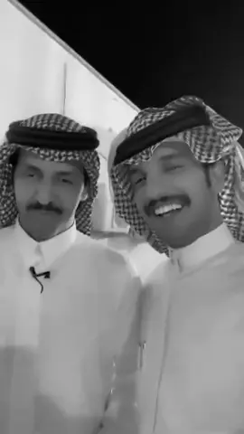 الله الله ياعيون ماتذوق النوم ساعه  تسهر الليل الطويل وترفع شعار الشجاعه   والشجاعه كنز لايفنى ونوع من القناعه  والنصيب يصيب والدنيا تجيب الي تجيبه  #تركي_الميزاني  #سعود_الجوزاء 