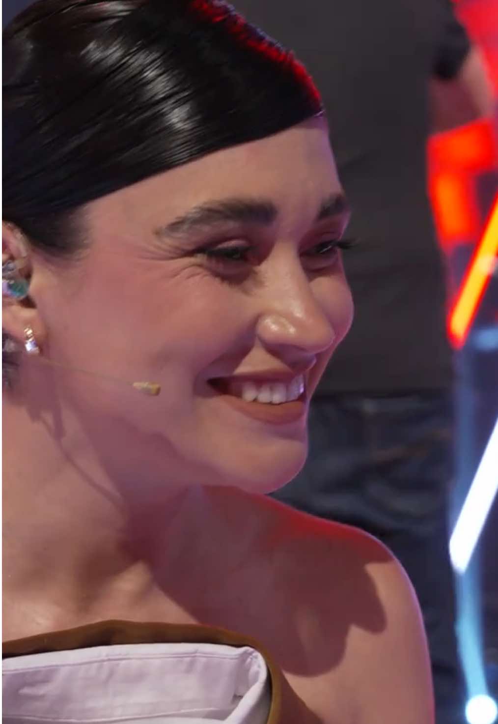 Anul acesta, Irina e periculoasa și vrea scântei 🔥 O să fie vocea câștigătoare în echipa ei? Aflăm în curând, în sezonul 13 - cu noroc! 🍀 #vocearomaniei #protv #13cunoroc