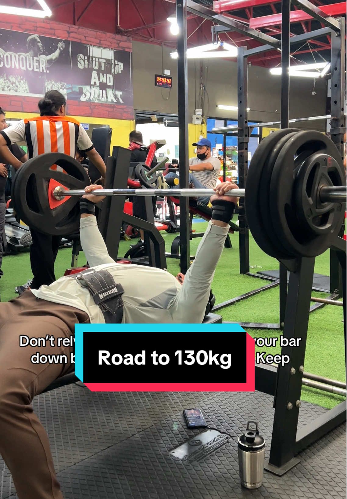 Get your work done.#creatersearchinsights #fyp #samyog #trending #benchpress 