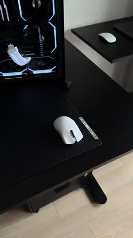 The Attack Shark X11SE Wireless Gaming Mouse is a lightweight and affordable gaming mouse that delivers smooth performance without breaking the bank. Thank you @ATTACK SHARK for this mouse! #attackshark #gamingmouse #unboxing #unboxingvideo #fyp