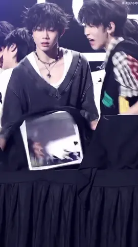 astaga jangan gituu kaget yiheng nyaaa 😭😭