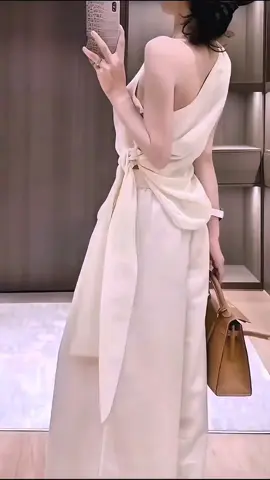 Sét bộ thiết kế lệch vai/ chất đũi linen #tramy2clothing #setbothietke #bothietke #dothietke 