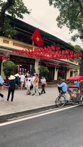 Hà Nội, mùa này rất tình #thuhanoi🍂🍂🍂 #phocohanoi #trangtien #xuhuong2022 