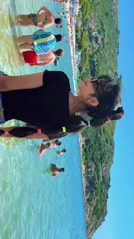 Happiest by the oceans🫧💚🌊#CapCut#wheneverwherever#elbaisland#italy#summervibes
