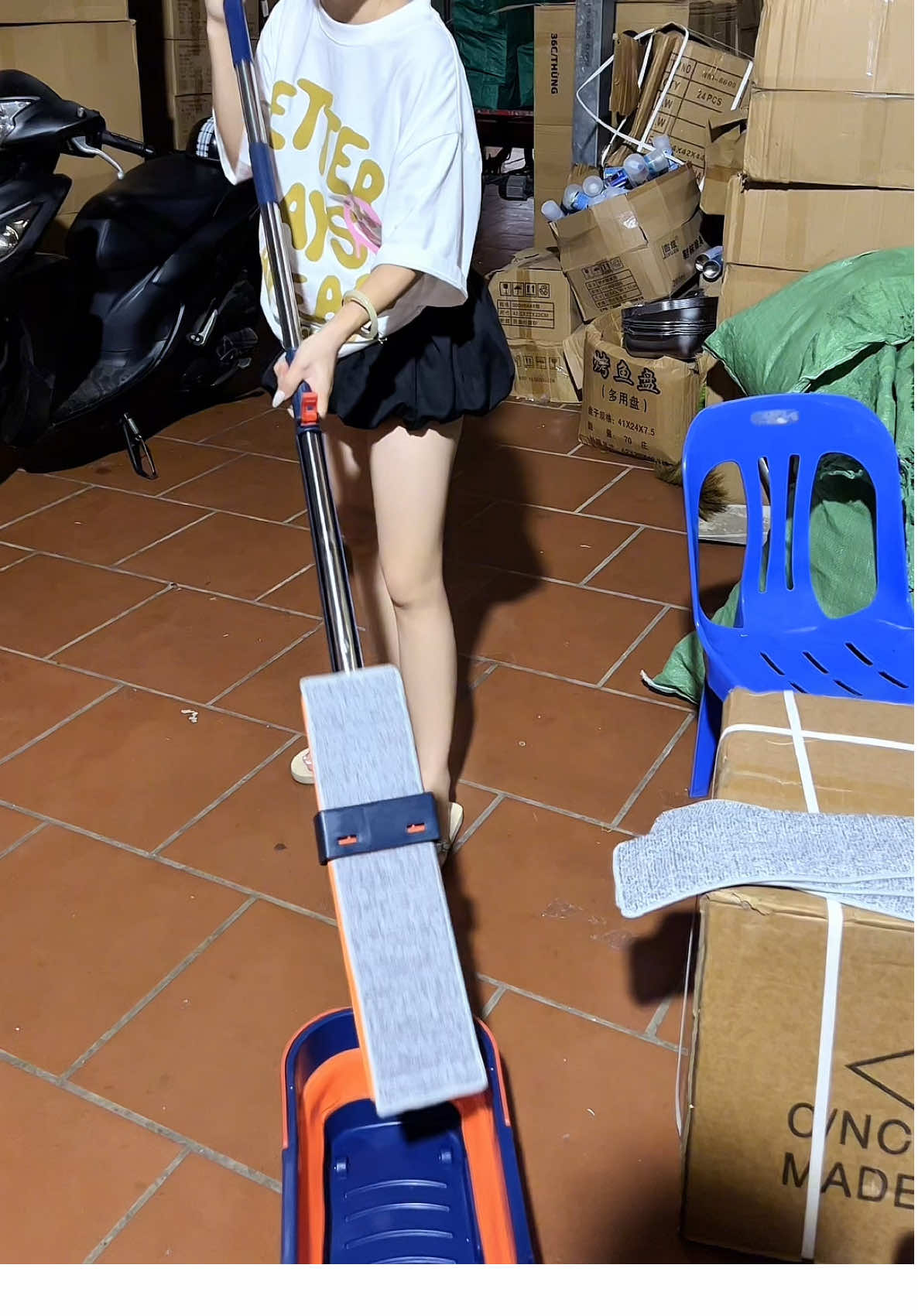 #khotưởnghằng #chổilaunhà #chổilaunhàkèmxô #chổilaunhàcándài #tặngkèm4bônglau 