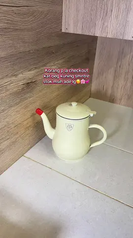 Seriously korang cantik sgt” n hellok ye bekas minyak ni…amik yg 1500ml bleh boh byk skit…🥰💞🌸#bekasminyakmasak #murah #foryou #foryoupage 