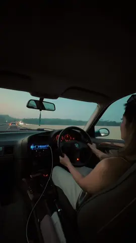 healingnya di tol bawen 🥹 #fypシ #trend #cargirl #bmw #e36 