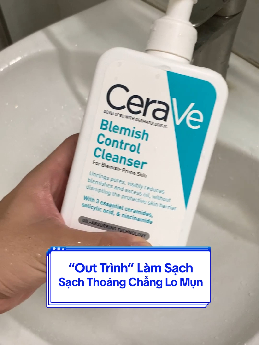 Sữa rửa mặt CeraVe với 1 chiều làm sạch và 1 chiều cấp ẩm, giúp da ẩm mịn từ lần rửa đầu tiên  #CeraVe #CeraVeVietNam #OutTrinhLamSach #SachAmChuanChuyenGia