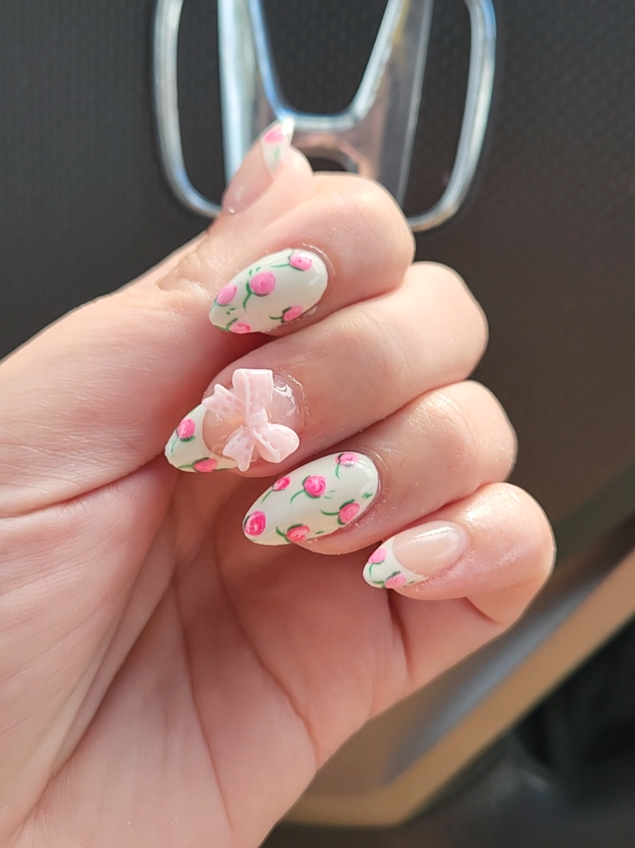 Birthday nails 🎀💅✨️ #nails #birthdaynails #bow #acrylicnails #flowers 