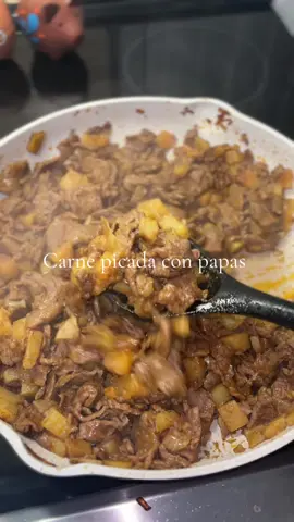 Carne picada con papas 🤪🤪 #carne #carnepicada #carnederes #carneconpapas #tiktokfood 