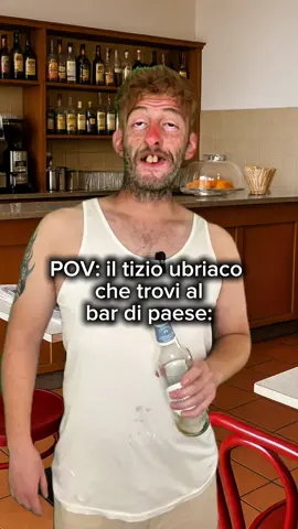 Tutti noi ne abbiamo conosciuti almeno uno così😂 #comedyvideo #comico #divertente #videodivertenti 