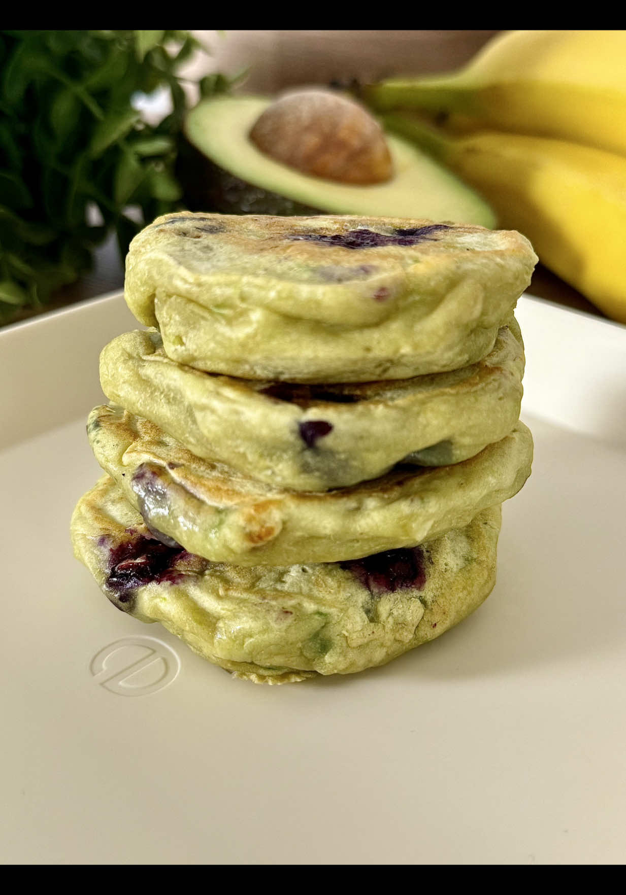 These avocado blueberry pancakes are the easiest way to make breakfast feel special. Perfect for little hands, big appetites, and busy mornings. 🥑🫐✨ Full recipe is linked in our profile above… #baby #breakfast #babyfood #toddlermeals #toddlersoftiktok #mom #MomsofTikTok #fyp