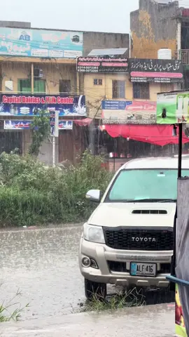#rain #islamabad #pakostan #pakistan #flood #floodinislamabad #raininrawalpindi😍😍 #raininislamabad💦🌧️ 