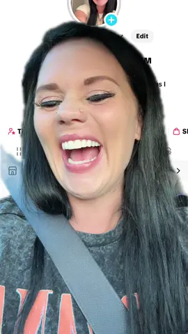#greenscreen THANK YOU FOR LOVING ME TIKTOK. I LOVE YOU TOO. 