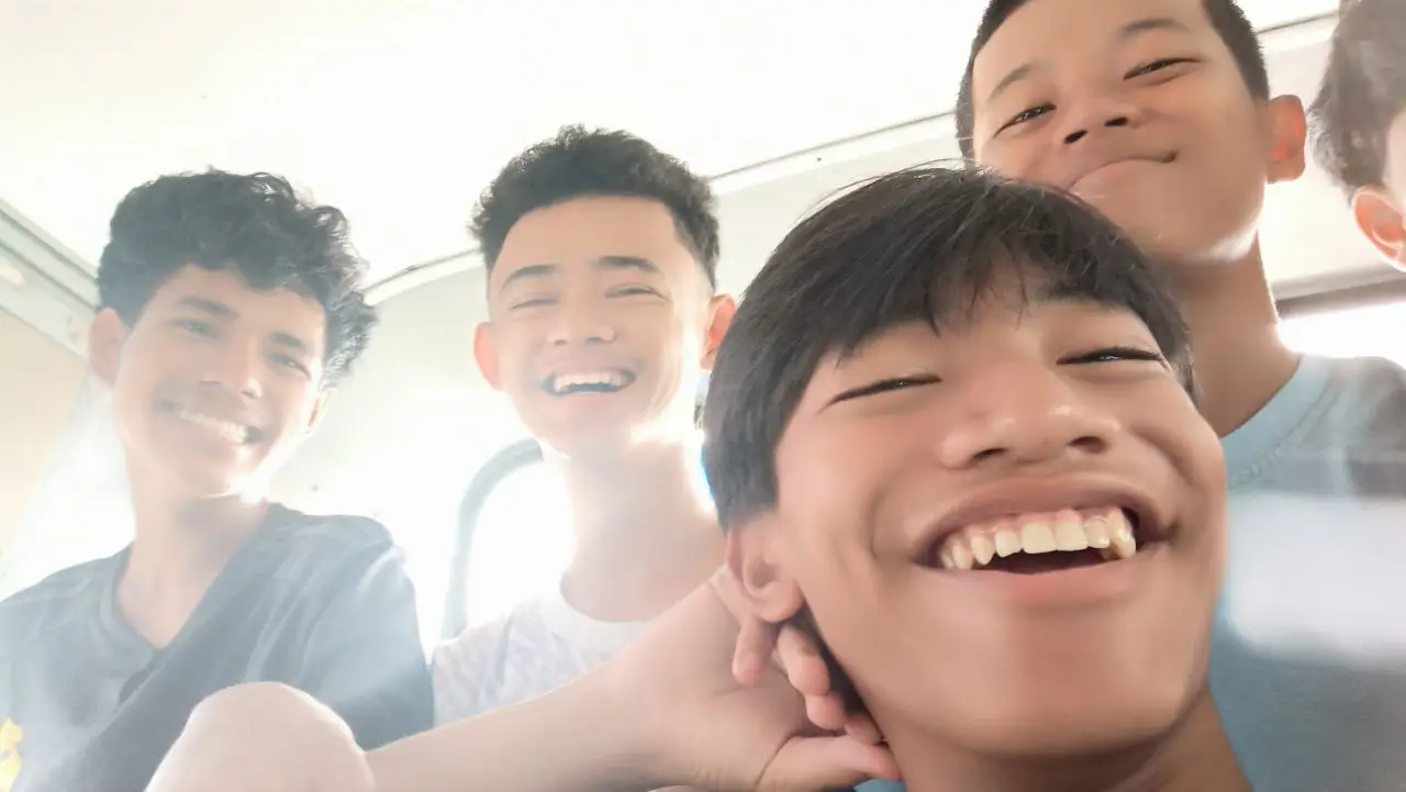 တနေ့တာကို ဆဲရင်ပြန်ဆဲ ပြောရင်ပြန်ပြောတဲ့ဒီကောင်တေနဲ့ကုန်ဆုံးပါတယ်😘#fyppoppppppppppppppppppppppp 