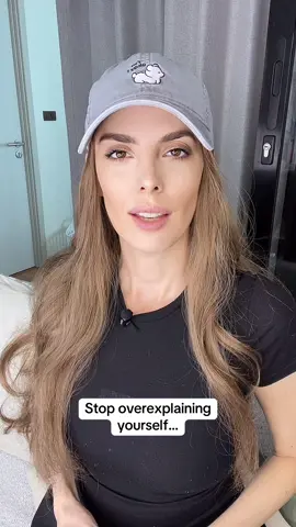 ✨ Stop overexplaining. Say it once, let it land. Real confidence speaks for itself. Drop “confident” ⬇️ if you’re done proving yourself. #confidence #selfgrowth