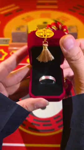 Ngũ lôi và cửu tự chơn ngôn giới chỉ