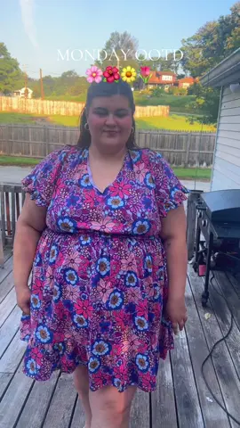 Happy Monday!!! #ootdinspo #OOTD #plussize #plussizefashion My dress is from @Walmart 