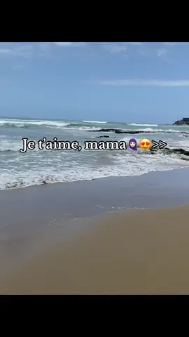 #fyp #algeria #pourtoi #explore  Je t’aime, mama🧕🏻😍>>