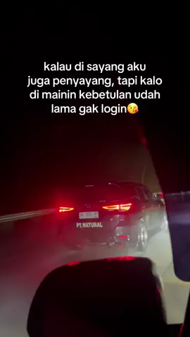 bukan begitu kah sayang🙂‍↔️