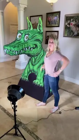When a flat dragon creates a 3D illusion so real you fall for it literally. 🐉😱🤣 This cardboard creature may be two-dimensional, but it fooled us all with its fierce look and perfect angles. Shoutout to the best prank setup ever!  Art credit: @justinflom  #art #visualart #artgallery 