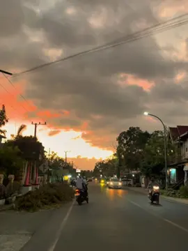 muanna di tambingda palakang kandi’ #masyaallahtabarakkallah #foryoupage #masukberandafyp #4u #viralfyp #fyppppppppppppppppppppppp #lagumandar #sad #lfl 