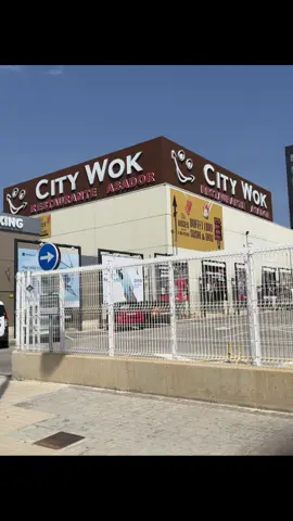 In South Park, City Wok is a Chinese restaurant owned and operated by Tuong Lu Kim. It's the only Chinese restaurant in town. City Wok is also known for its associated, though less frequently mentioned, City Airlines, which is presented as the only affordable airline option. The restaurant and its owner play a recurring role in the series, often involved in humorous situations. #southpark #citywok #fyp #fyppp 