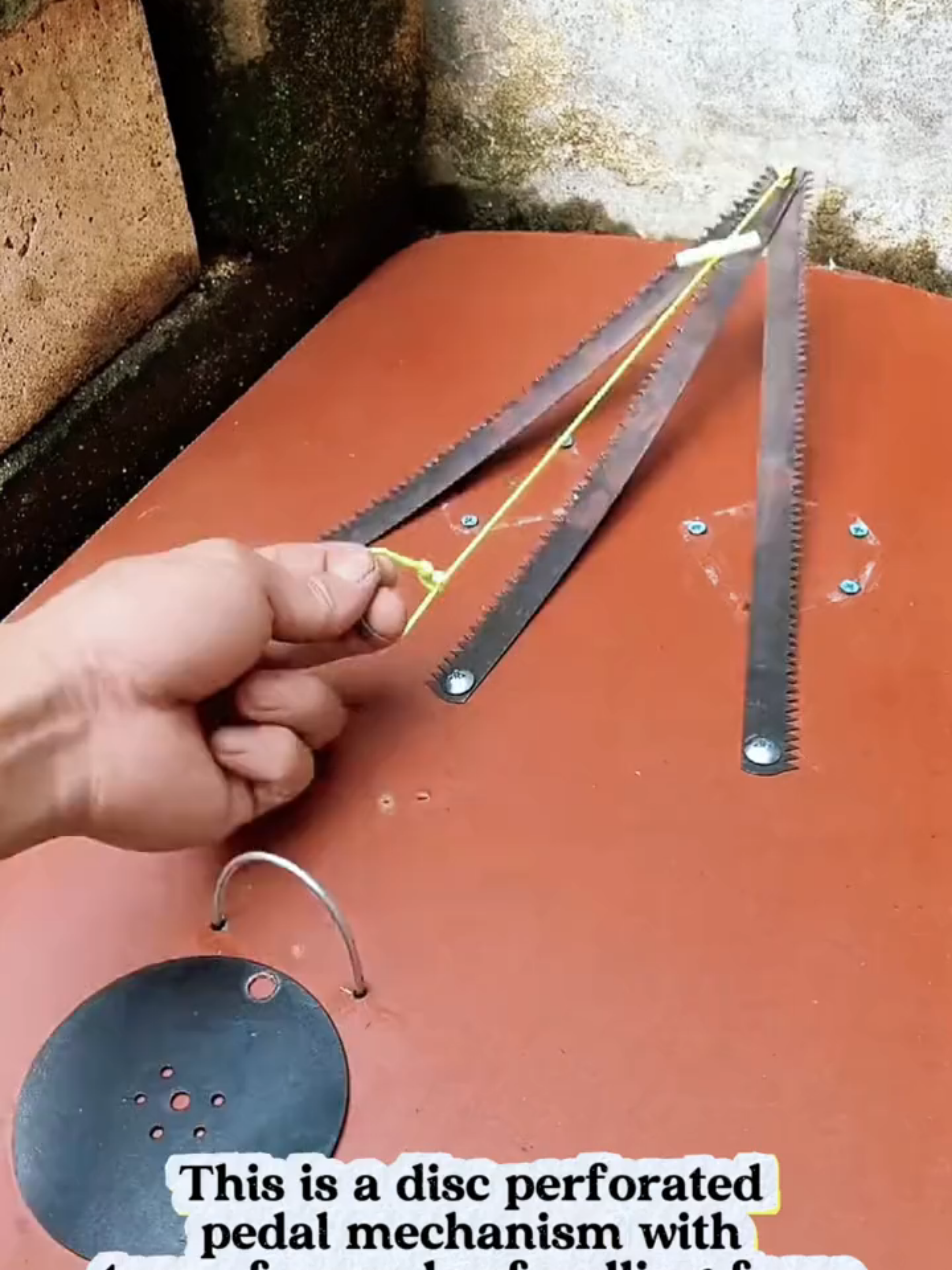 Good idea for traps. #tip #tool #tooltips #toollife #toolstoday #homeworkout #homework #tips#craft #crafts #diyprojects #diyproject #DIY #idea #goodidea #camping