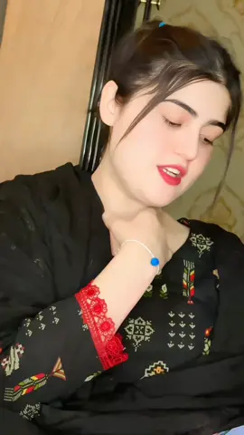 🦅🧿🧿 #uzmaswati_pashtosingar #official_acoount🔥✌🏻 #🤫👍🏻👏 #💯 @🎤 Singar_UZMA_swati🎤 @Baryalkhan16 @Studiofficiall @★彡[ᴢᴀʀᴀ ᴋʜᴀɴ]彡★#uzmaswati_pashtosingar   Tok  _training_foryou_page    📽️🎧☪️🇵🇰 /
