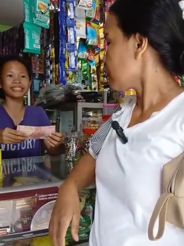 sipenjual yang salah atau sipembeli ya