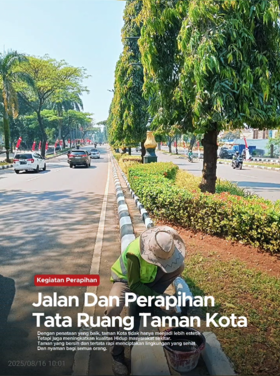 Alhamdulilah, Terima Kasih Dan Apresiasi Yang Setinggi-tingginya Kepada Seluruh Jajaran Perangkat Daerah Terkait  Yang Telah Bekerja Dengan Penuh Dedikasi Dalam Menjaga Dan Menata Ruang Publik Di Kabupaten Bogor. Kegiatan Perapihan Jalan Dan Penataan Taman Kota Yang Dilakukan Bukan Hanya Menghadirkan Wajah Kota Yang Lebih Indah Dan Estetik, Tetapi Juga Membawa Manfaat Nyata Bagi Masyarakat.  Menciptakan Lingkungan Yang Lebih Sehat, Nyaman, Dan Tertata Rapi. Mulai Dari Penyisiran Sampah Di Area Jalur Hijau Cibinong, Pemangkasan Rumput Dan Pohon, Hingga Perapihan Jalur Strategis Seperti Puncak, Jalan Raden Ipik Gandamana, Jalan Panglima Sudirman, Jalan Tegar Beriman, Jalan Ediyoso, Serta Jalur Soekarno-Hatta, Semua Itu Merupakan Bukti Komitmen Bersama Untuk Menghadirkan Ruang Publik Yang Lebih Baik Bagi Masyarakat Kabupaten Bogor. Dengan Kerja Sama Dan Kepedulian Kita Semua, Kabupaten Bogor Akan Semakin Maju, Bersih, Dan Nyaman, Serta Mampu Memberikan Kualitas Hidup Yang Lebih Baik Bagi Masyarakat...SALAM BOGOR ISTIMEWA 🇲🇨 KUTA UDAYA WANGSA. #rudysusmanto #bupatibogor #kabupatenbogor #bogoristimewa 