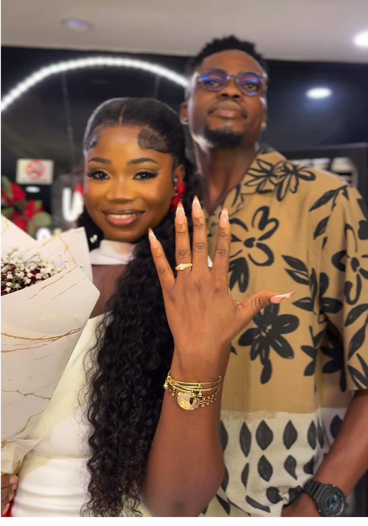 Another love story beautifully captured. 😍 Video @thebossmedia_  #proposal #proposalvideo #contentcreator #mobilevideographerinlagos #mobilevideographer 