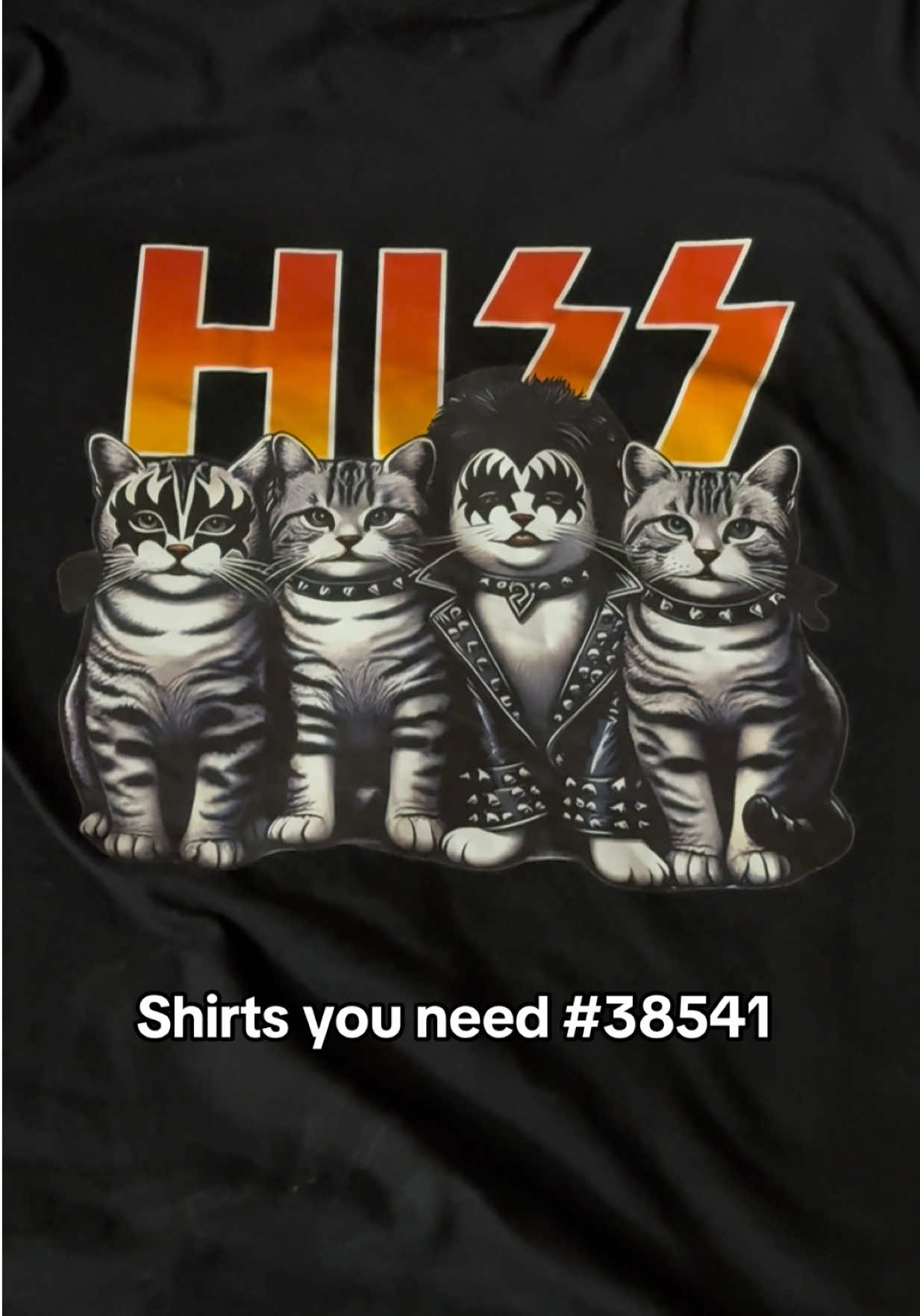 Get it? Hiss? Kizz? 😭🤣 #kizz #foryoupage #viral #tiktokshop #shirt 
