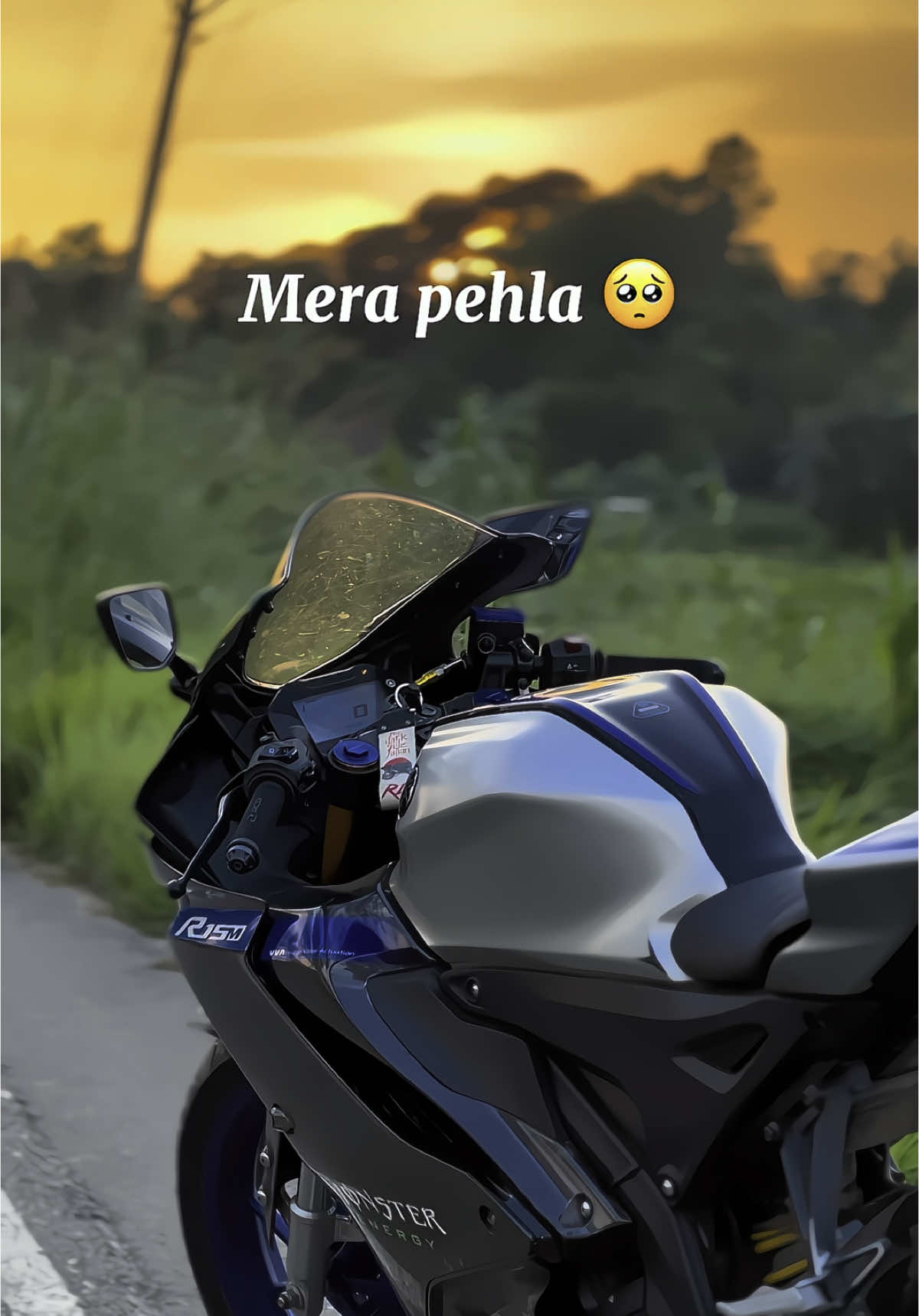 🥺………#fypシ #vairal #foryou #explore #foryoupage #treanding #treandingvideo #r15v3 #r15 #r15m #explorepage #treandingsong #grow #100k 