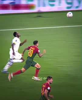 Bro got shocked 😂🔥#ronaldo #ftbl 