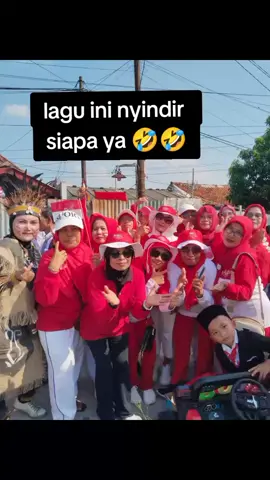 lugu yindir ..tapi kalau yg tersindir jangan marah oke🤣🌹🥰💃 #bergaya ## #orgbiasa # jgnmarah 🤣💃🥰# #merdekadalamkreasi #