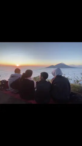 Come on, let's go up Mount Batur, it can create unforgettable memories and you can see extraordinary views.fyp####
