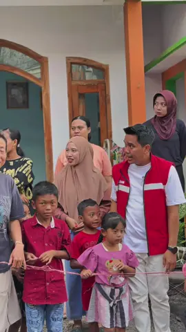 Nonton balap bareng warga lumbang. . #muhammadzainidprdkabupatenpasuruan #saudaramz #maszainimelayani #gemblidikracing #gemblidikpasuruan 